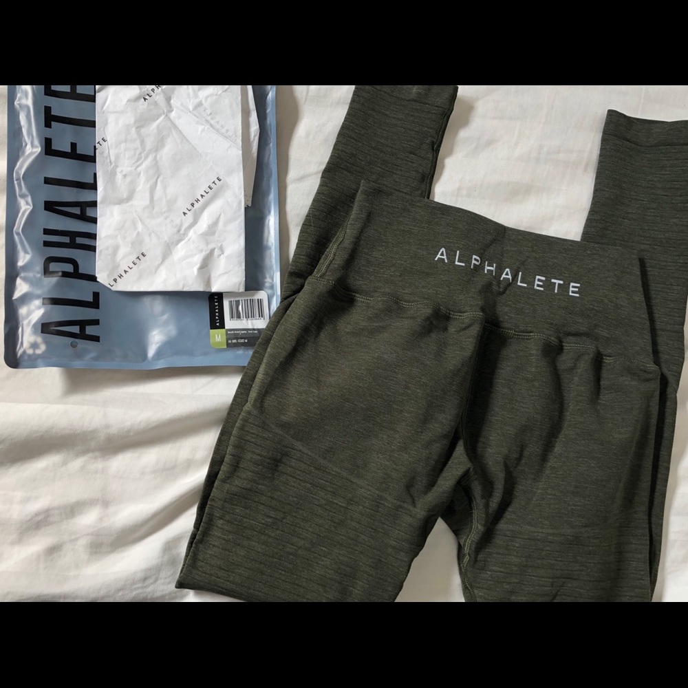 ALPHALETE *NEVER WORN*